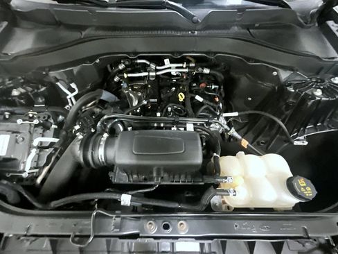 Used 2023 Ford Explorer XLT w/ Equipment Group 202A image 25