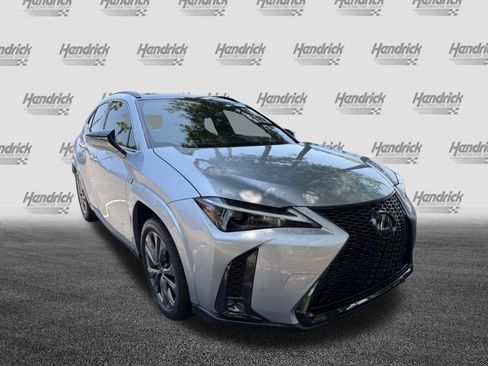 Used 2023 Lexus UX 250h F Sport FWD image 2