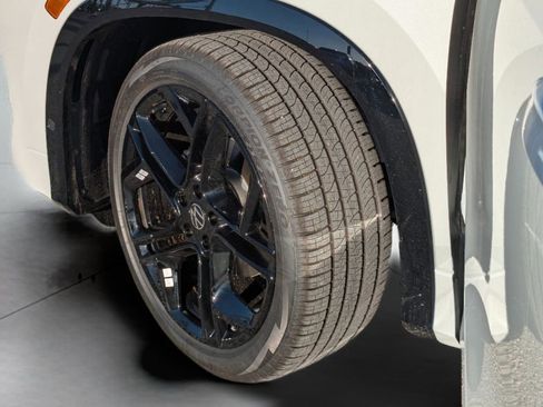 New 2026 Volkswagen Tiguan SE R-Line FWD image 29
