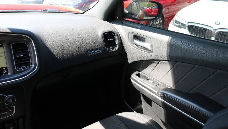 Used 2017 Dodge Charger R/T Scat Pack RWD image 19