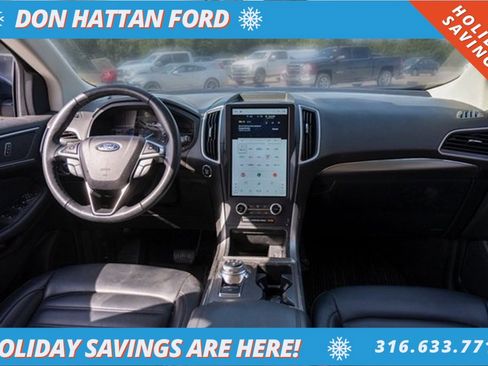 Used 2022 Ford Edge SEL w/ Convenience Package image 3