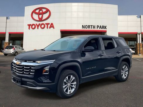 Used 2025 Chevrolet Equinox LT image 1