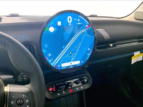 Used 2026 MINI Cooper 2-Door Hardtop image 5