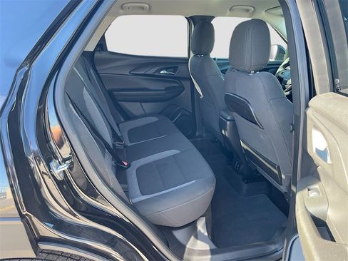 Used 2021 Chevrolet TrailBlazer LT w/ Convenience Package image 26