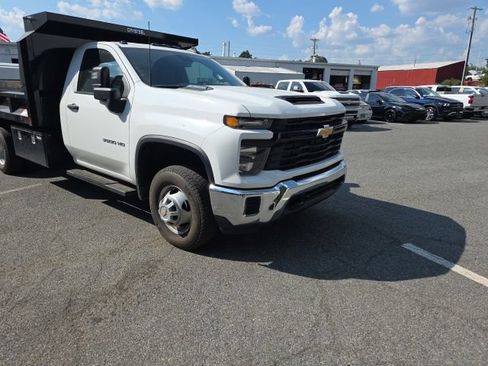 Used 2024 Chevrolet Silverado 3500 W/T w/ WT Convenience Package AWD/4WD image 3