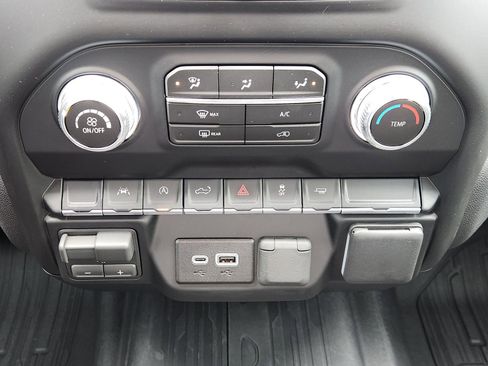 New 2026 GMC Sierra 1500 Pro w/ Pro Value Package image 21