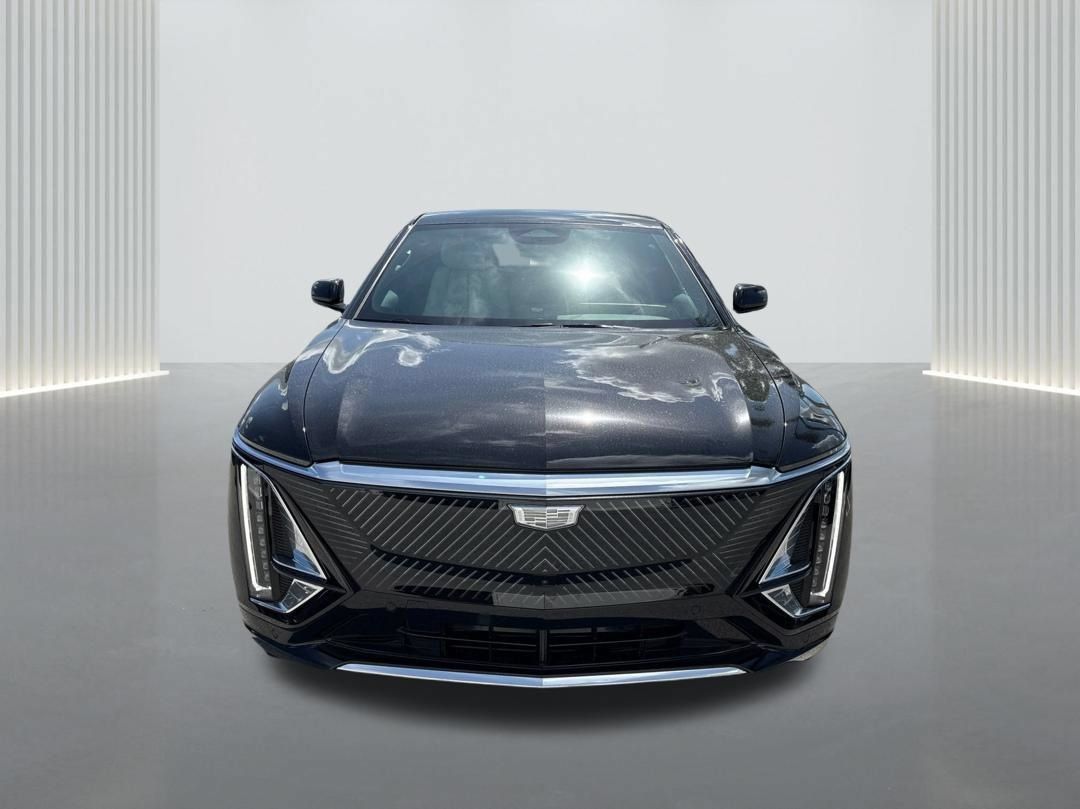 New 2026 Cadillac Lyriq Luxury RWD image 2