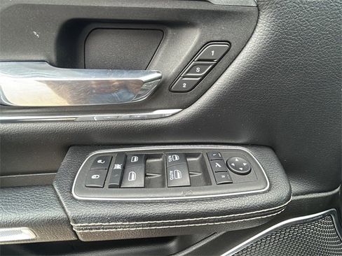 Used 2022 RAM 1500 Laramie image 28