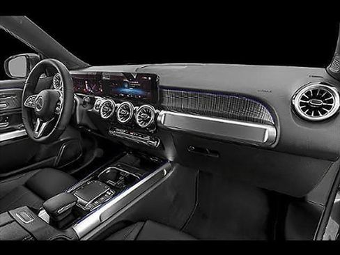 Used 2023 Mercedes-Benz GLB 250 4MATIC image 71