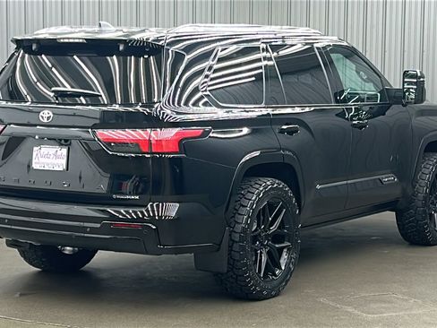 Used 2025 Toyota Sequoia Limited image 5