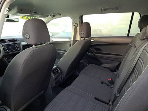 Used 2023 Volkswagen Tiguan S image 7