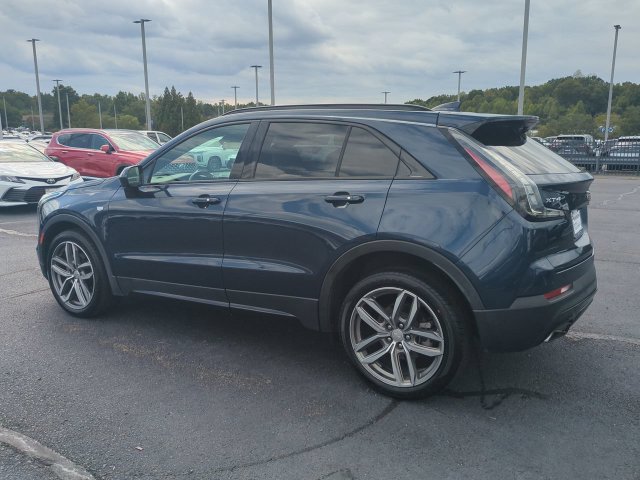 Used 2019 Cadillac XT4 Sport w/ Driver Assist Package FWD image 6
