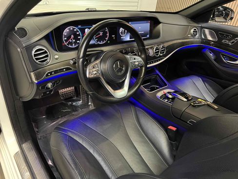 Used 2018 Mercedes-Benz S 450 Sedan image 3
