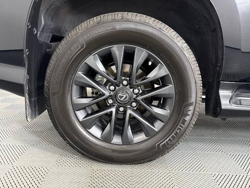 Used 2023 Lexus GX 460 Premium AWD/4WD image 13