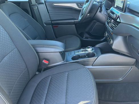 Used 2025 Ford Escape Active image 23