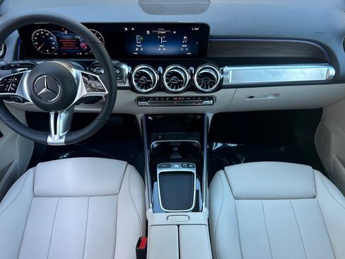 Used 2026 Mercedes-Benz GLB 250 image 16