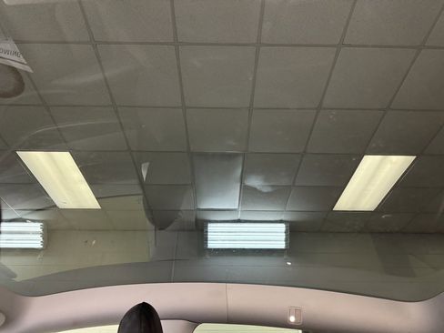 Used 2020 Tesla Model Y Long Range image 17