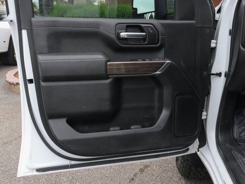 Used 2022 Chevrolet Silverado 2500 LT w/ Convenience Package image 16