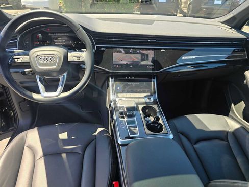 Used 2025 Audi Q7 3.0T Premium Plus AWD/4WD image 21