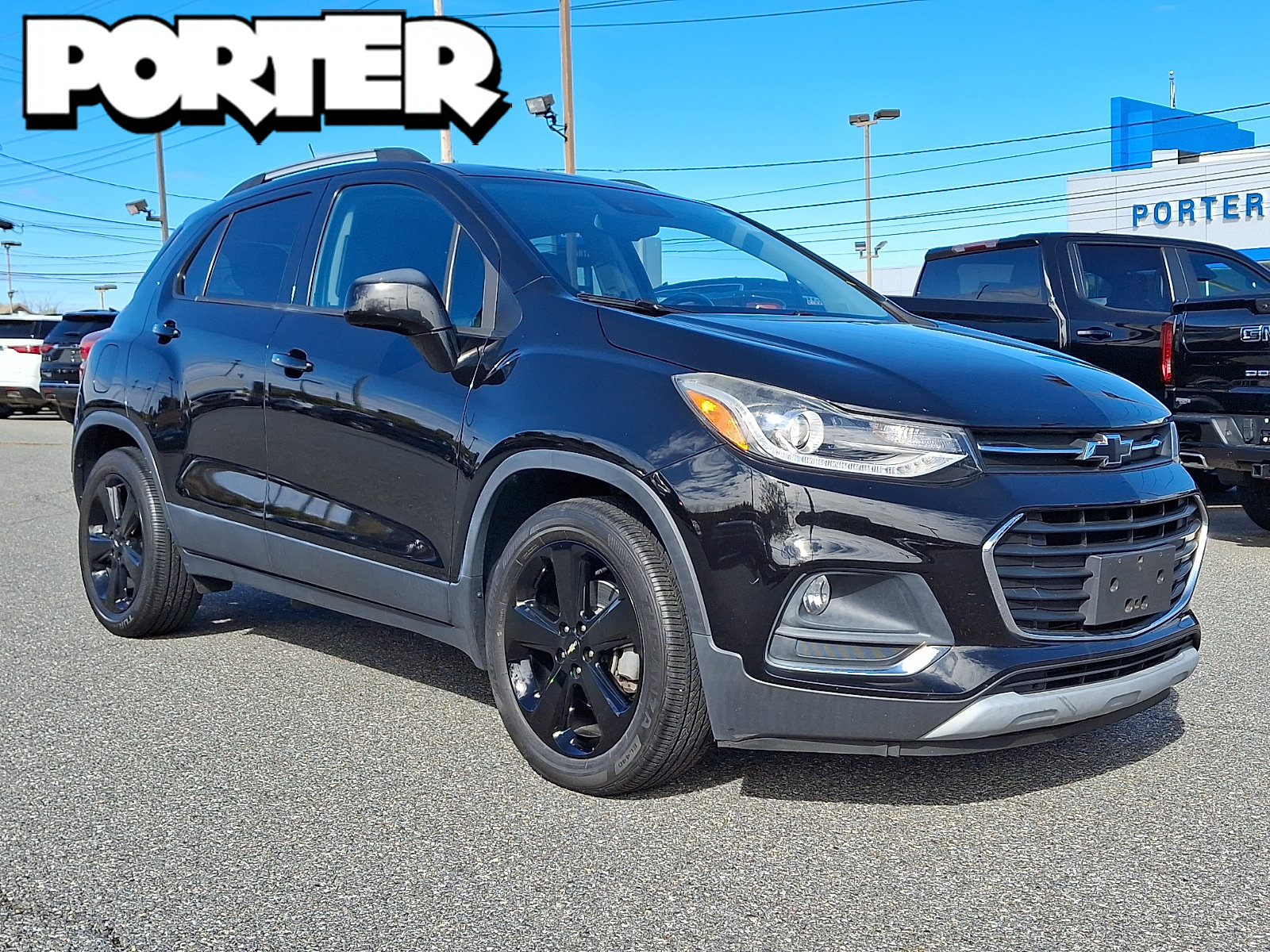 Used 2018 Chevrolet Trax Premier w/ Midnight Edition FWD image 1
