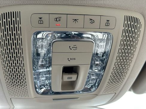 Used 2020 Mercedes-Benz GLE 350 w/ Premium Package image 22