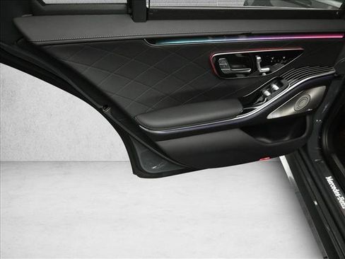 New 2026 Mercedes-Benz S 580 4MATIC Sedan image 18