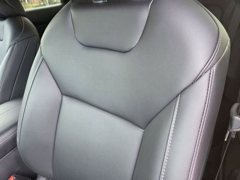 Used 2025 Nissan Murano SV image 11