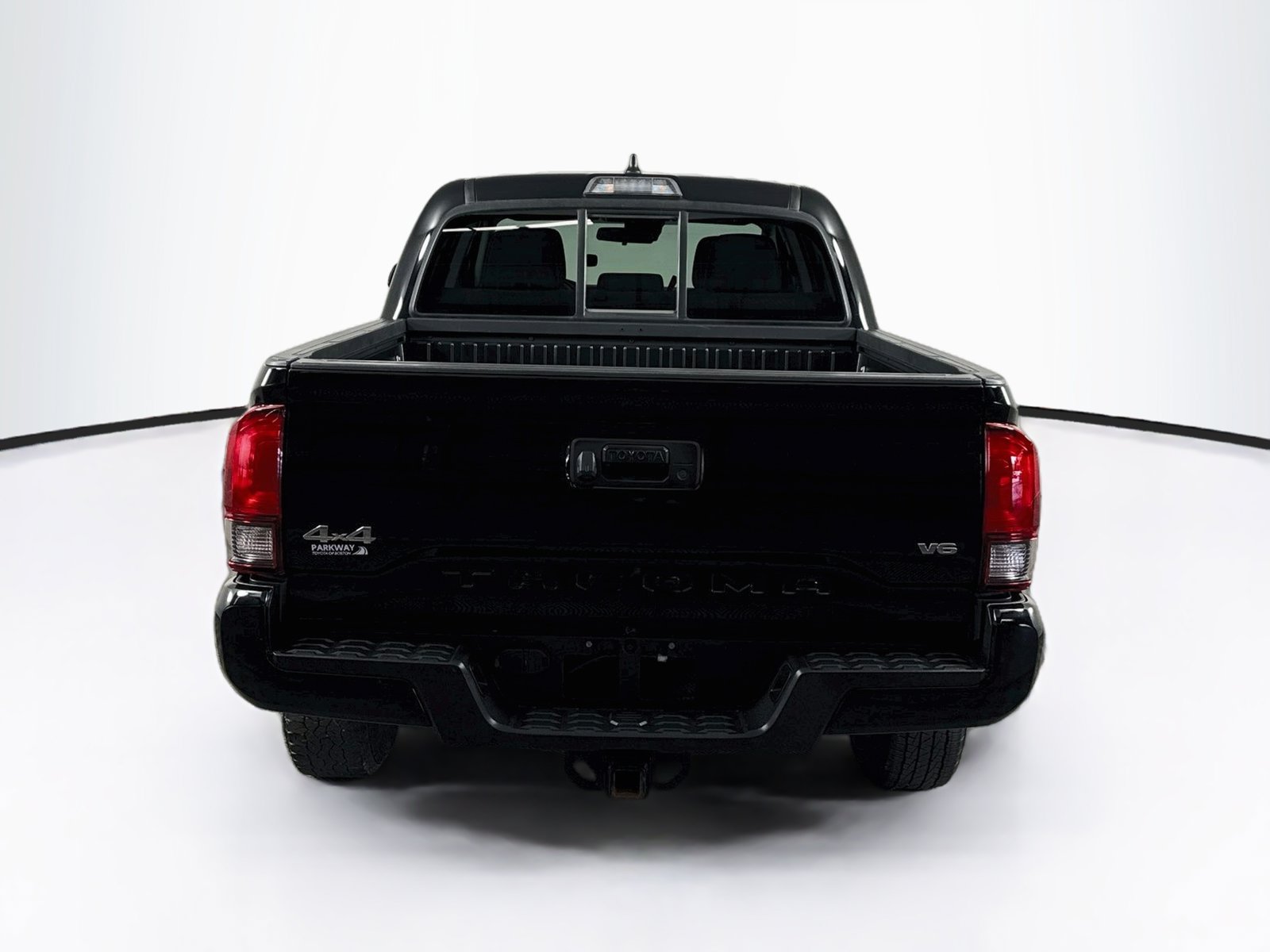 Certified 2023 Toyota Tacoma SR AWD/4WD image 6