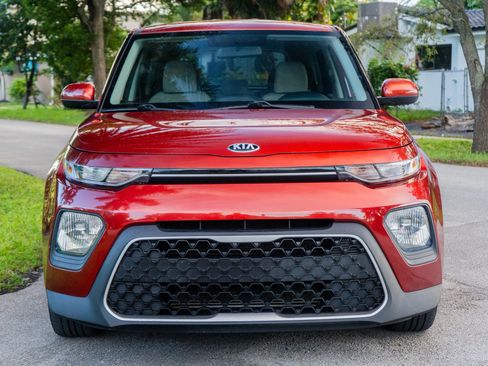 Used 2020 Kia Soul LX image 28
