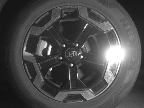 Used 2026 Hyundai Santa Fe SEL FWD image 12