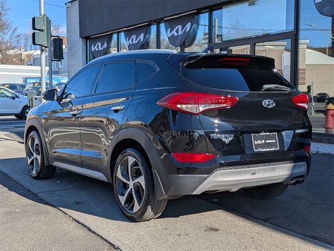 Used 2017 Hyundai Tucson Limited image 8