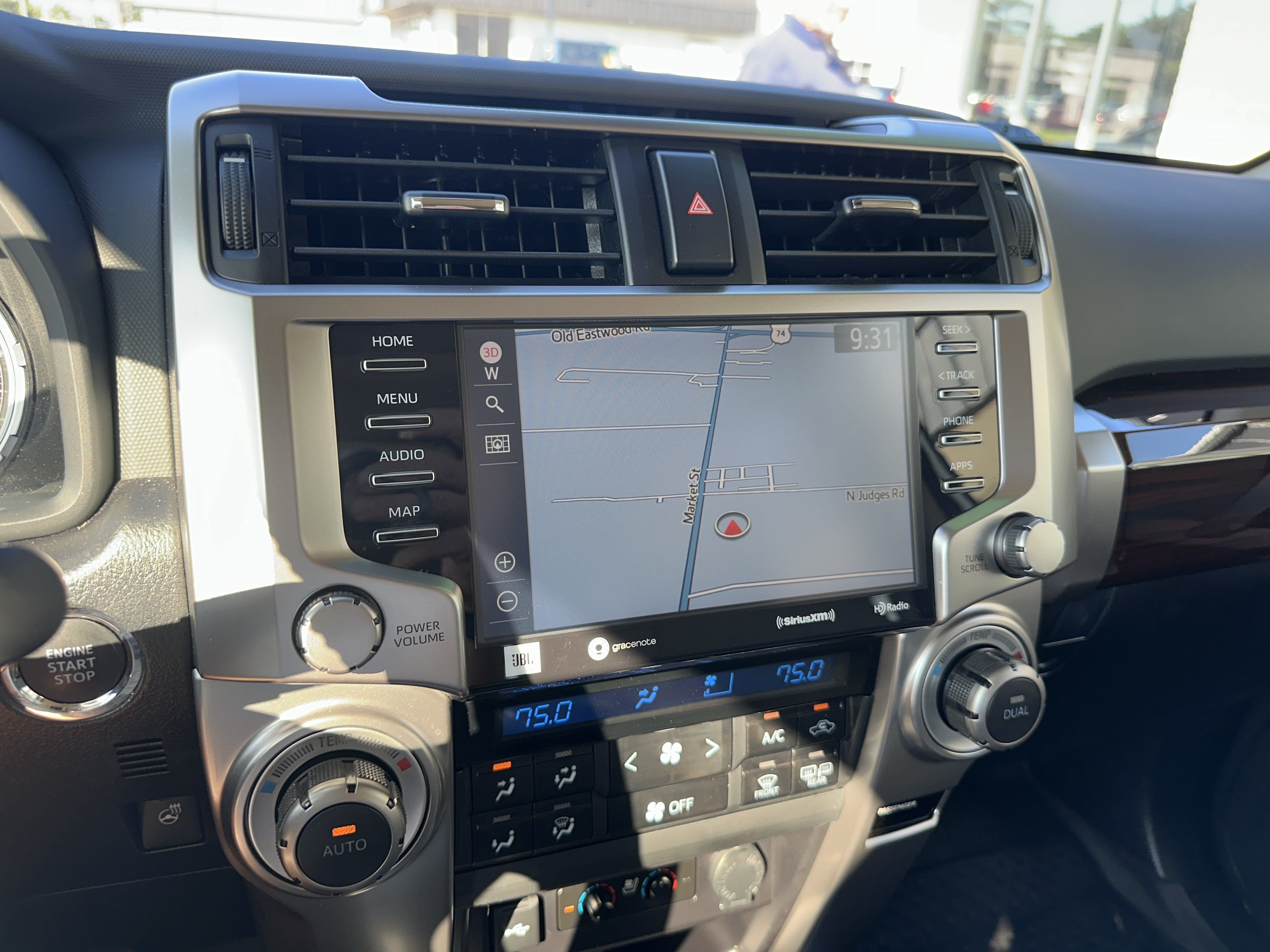 Used 2023 Toyota 4Runner Limited AWD/4WD image 17