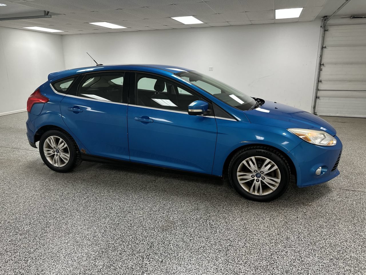 Used 2012 Ford Focus SEL FWD image 2
