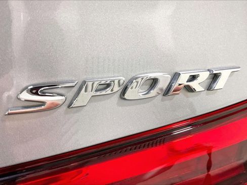 Used 2023 Honda Civic Sport image 8