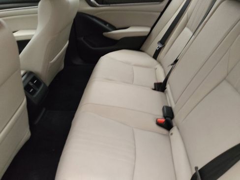 Used 2019 Honda Accord EX-L image 18