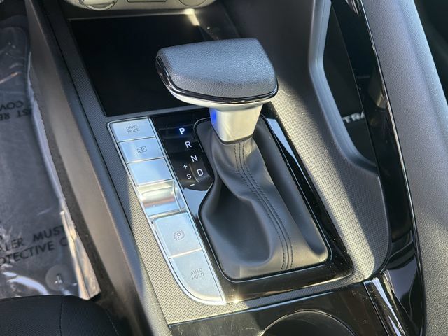 Certified 2026 Hyundai Elantra Hybrid FWD image 34