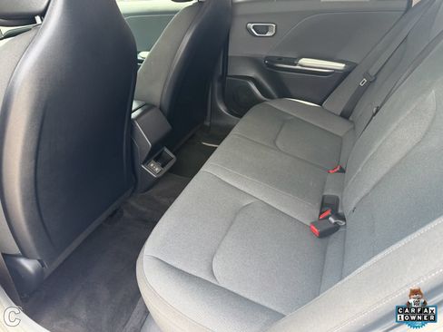Used 2025 Kia K4 FWD image 16
