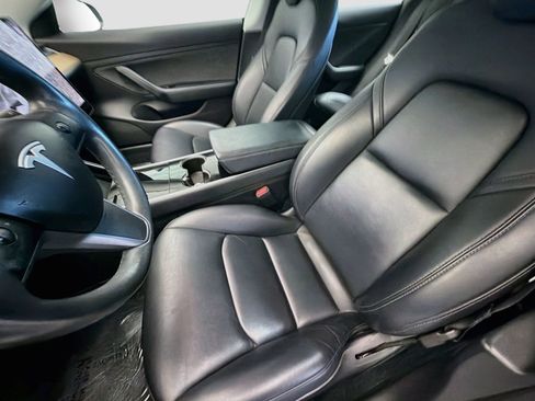 Used 2019 Tesla Model 3 Standard Range RWD image 11