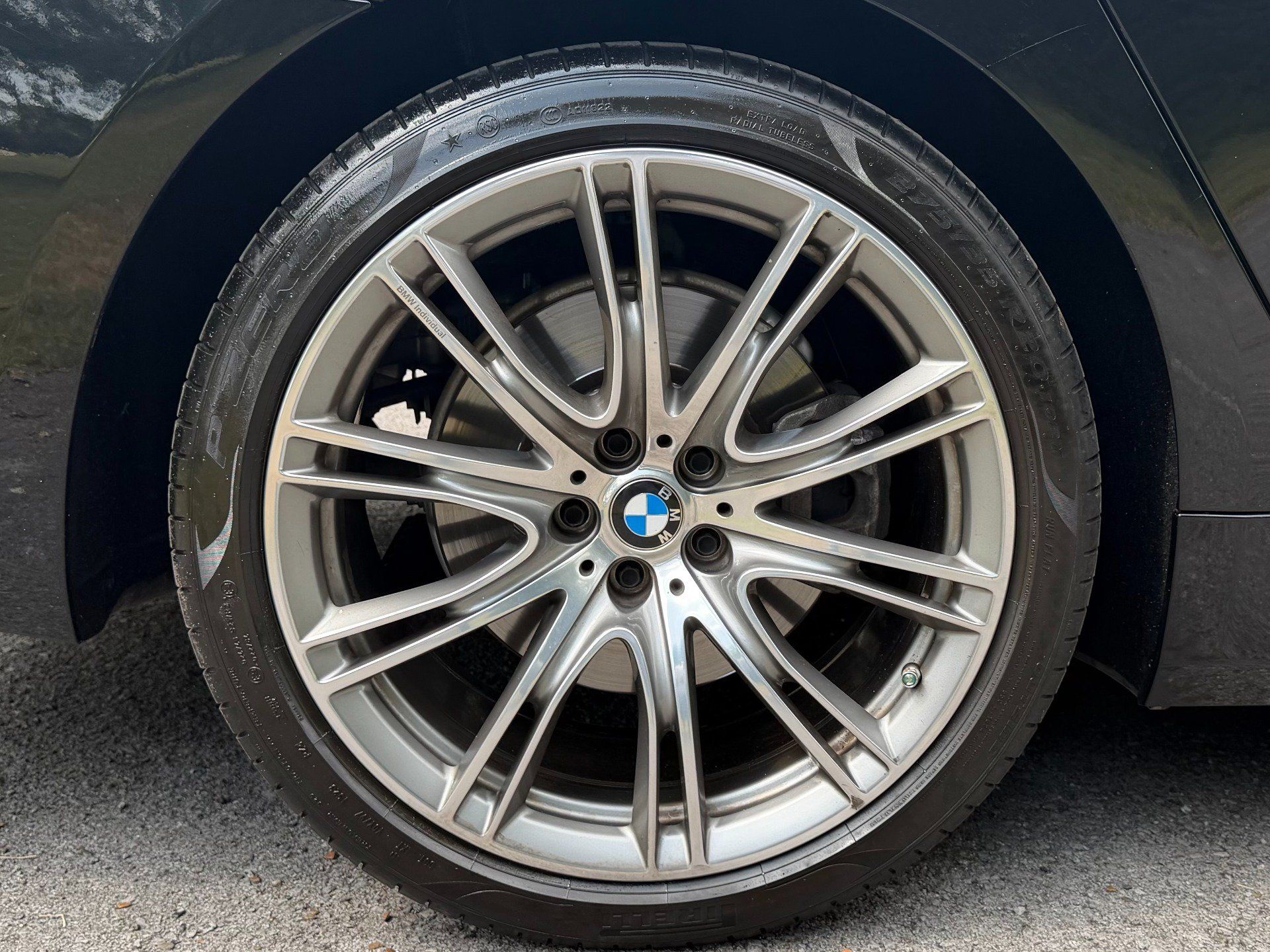 Used 2021 BMW 740i RWD image 9