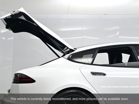 Used 2022 Tesla Model S image 37