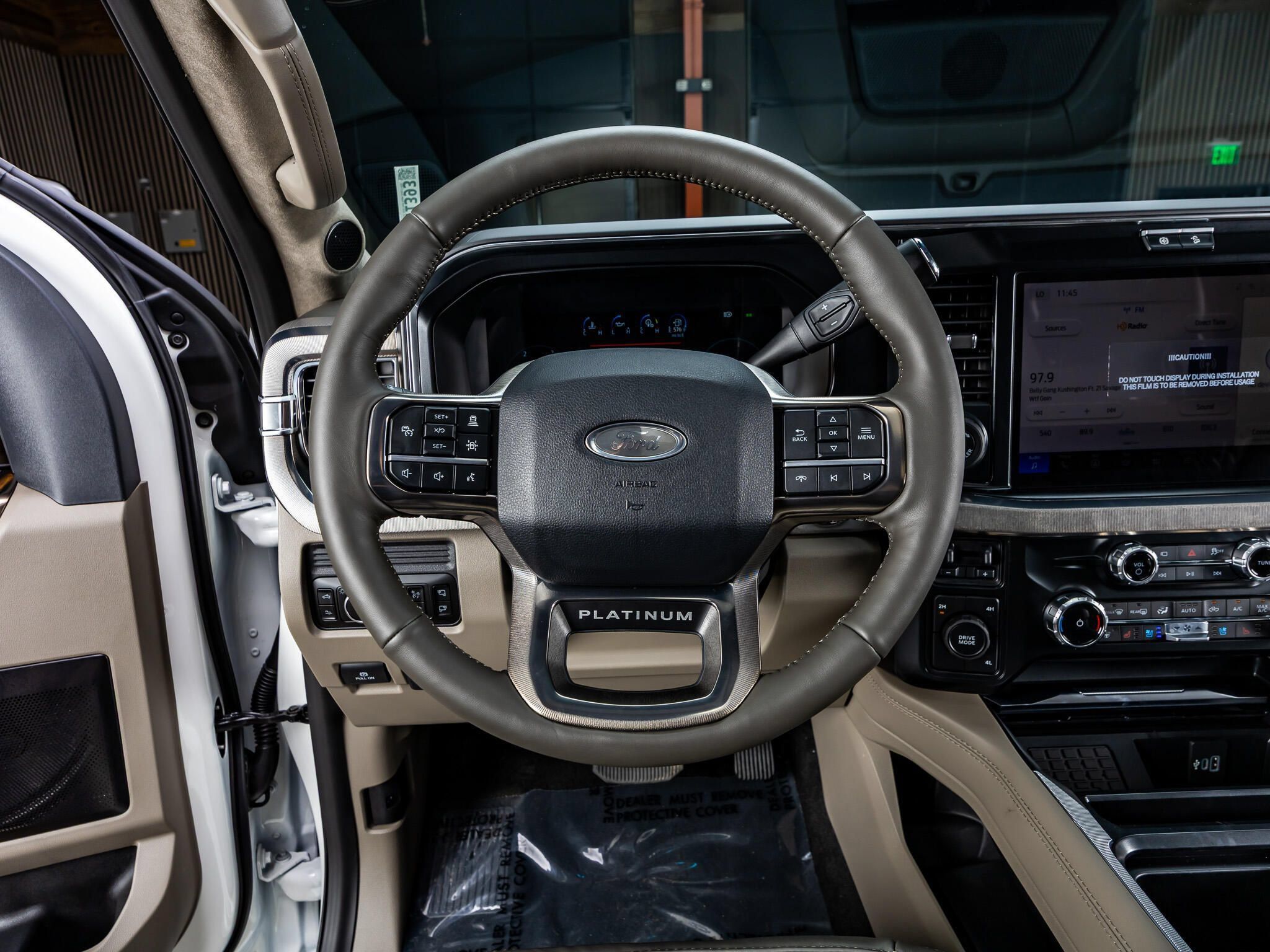 Used 2026 Ford F450 Platinum w/ Platinum Plus Package AWD/4WD image 17