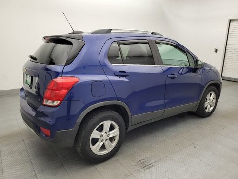 Used 2017 Chevrolet Trax LT FWD image 9