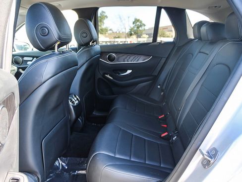 Used 2016 Mercedes-Benz GLC 300 4MATIC image 18