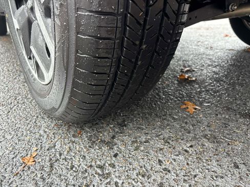 Certified 2025 Subaru Forester Premium image 10