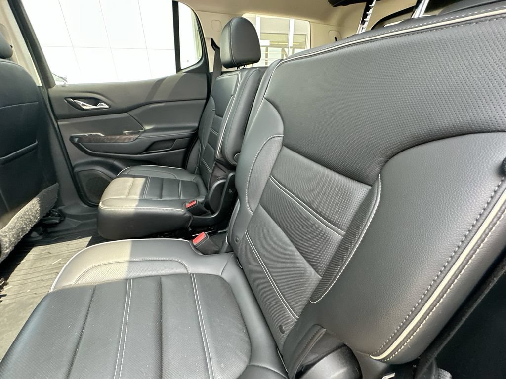 Used 2020 GMC Acadia Denali FWD image 4