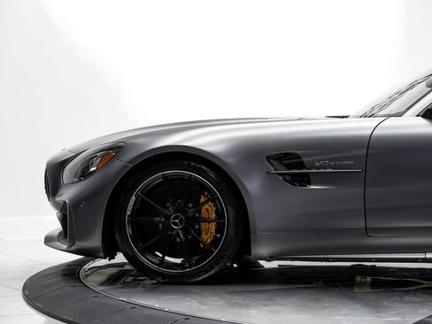 Used 2018 Mercedes-Benz AMG GT R image 13