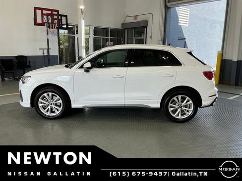 Used 2025 Audi Q3 2.0T Premium AWD/4WD image 3