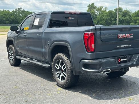 Used 2020 GMC Sierra 1500 AT4 w/ AT4 Premium Package AWD/4WD image 8