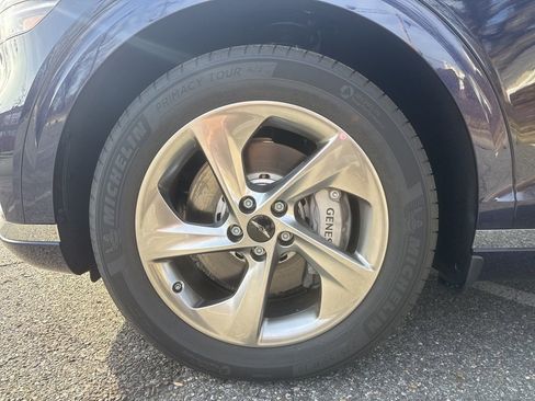 New 2026 Genesis GV70 2.5T image 11