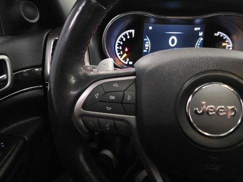 Used 2017 Jeep Grand Cherokee Trailhawk w/ Trailhawk Luxury Group image 14